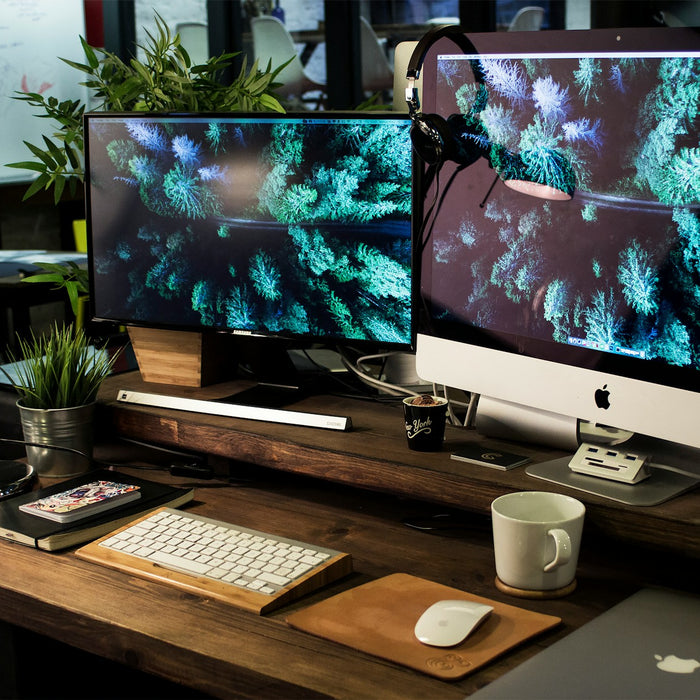 Desk Accessories to Clear Your Mind: Arranging Your Tools and Technology for a Productive Work Space